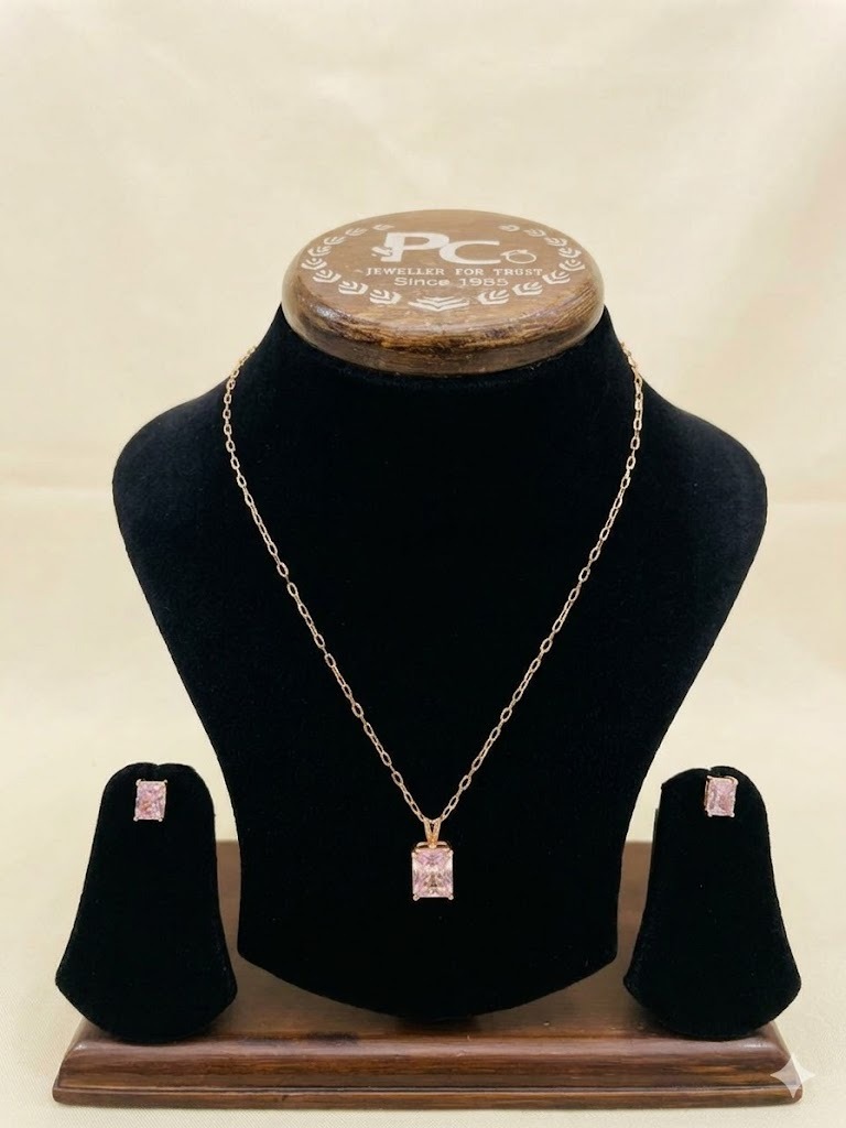 Necklace 18